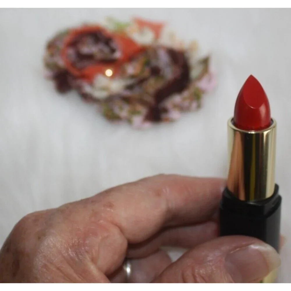 Milani Bold Matte Lipstick #16 I Am Fierce (0.13oz/3.6g) New